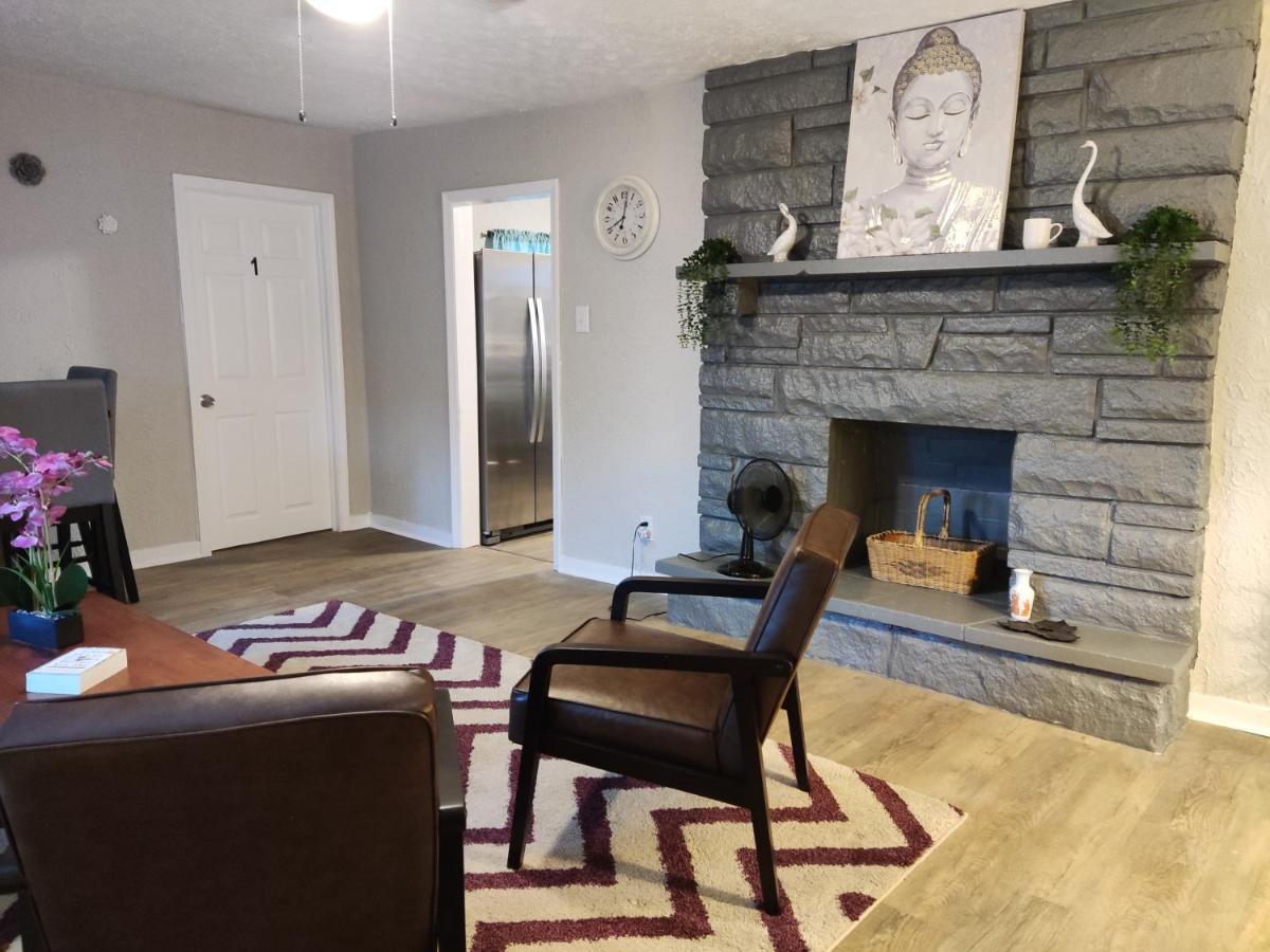 Tranquil Oasis - Private Rooms -Near Downtown Indianapolis Exterior foto
