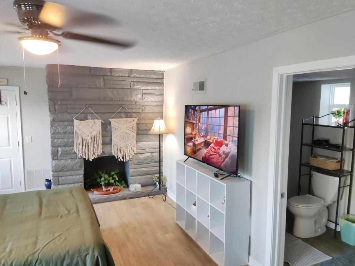 Tranquil Oasis - Private Rooms -Near Downtown Indianapolis Exterior foto